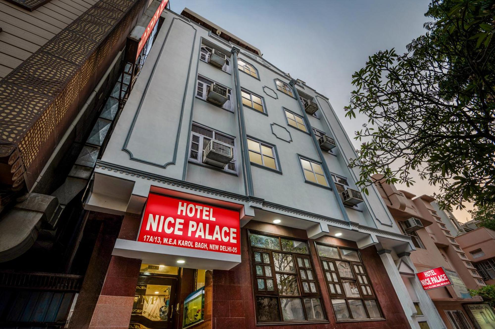Hotel Nice Palace Делхи Екстериор снимка