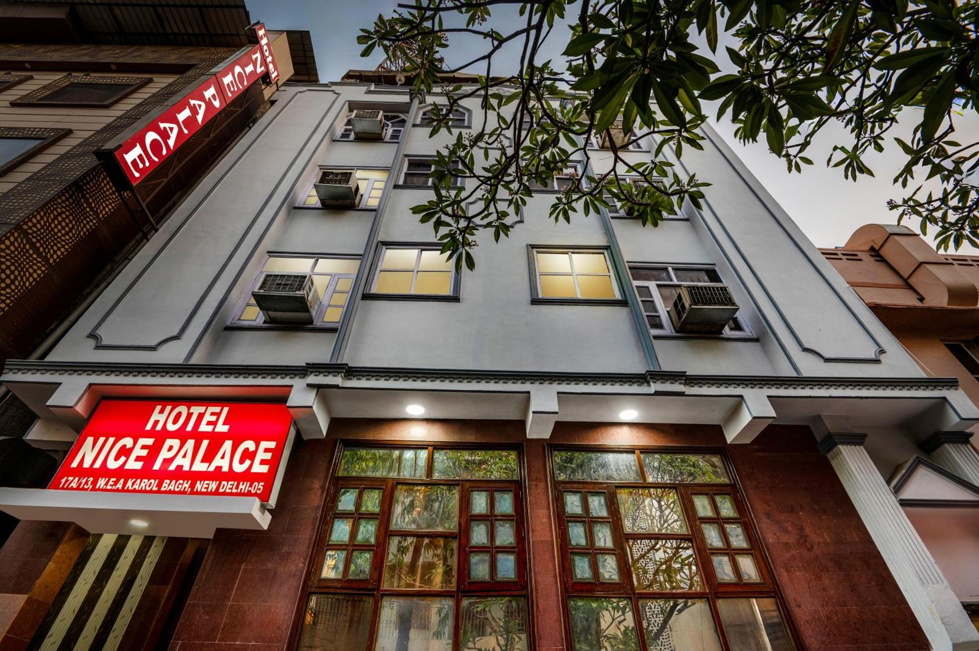Hotel Nice Palace Делхи Екстериор снимка